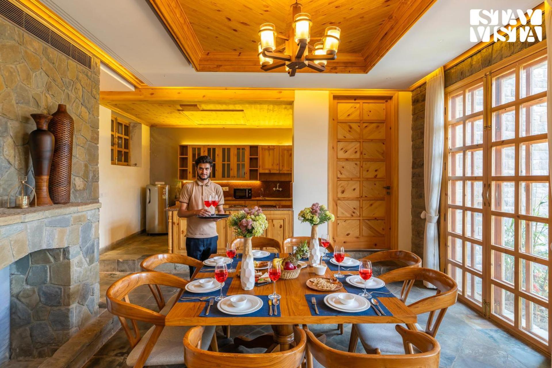 Stayvista At Sylvana Villas With Lawn, Bbq And Jacuzzi Kasauli Eksteriør billede