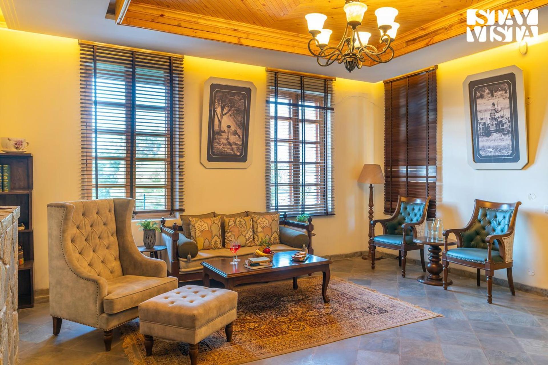 Stayvista At Sylvana Villas With Lawn, Bbq And Jacuzzi Kasauli Eksteriør billede