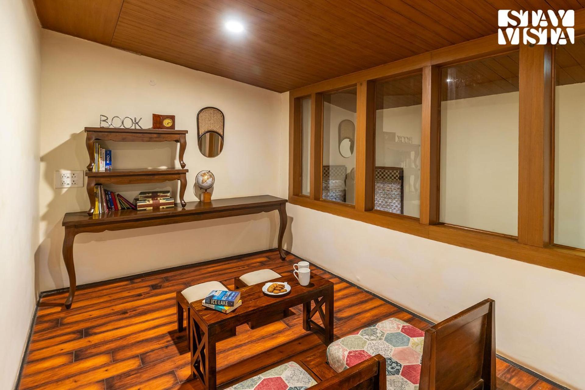 Stayvista At Sylvana Villas With Lawn, Bbq And Jacuzzi Kasauli Eksteriør billede